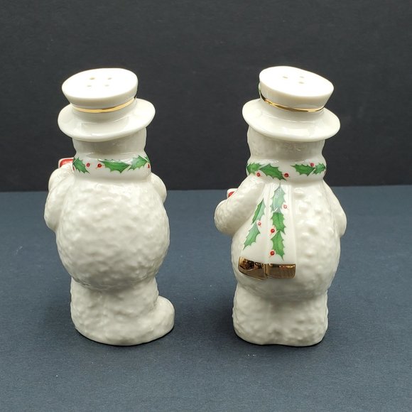 Lenox Happy Holly Days Snowman Sharing Gifts Salt Pepper Shakers Snowmen - Picture 4 of 11